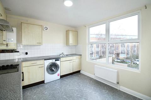 3 bedroom apartment to rent, Lower Addiscombe Road, Croydon, CR0