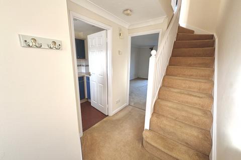 2 bedroom terraced house to rent, Saffron Way, Bournemouth BH11