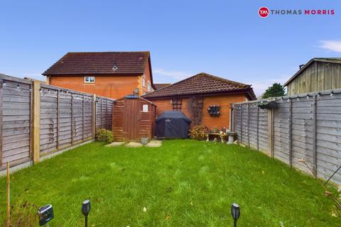 2 bedroom semi-detached house for sale, Dyson Close, Huntingdon PE29