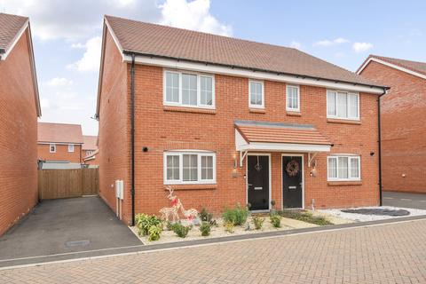 3 bedroom semi-detached house for sale, Stour Close, Essex CM6