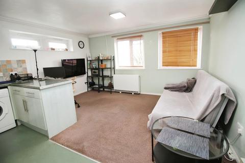 1 bedroom apartment for sale, Quarry Road, Huddersfield HD1