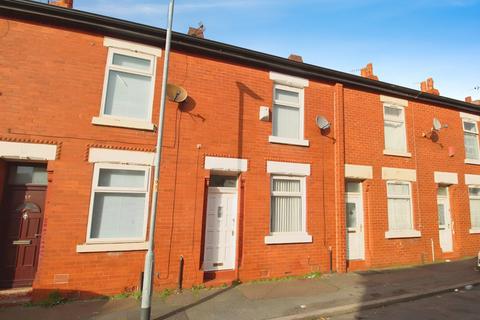 2 bedroom terraced house to rent, Beckett Street, Greater Manchester M18