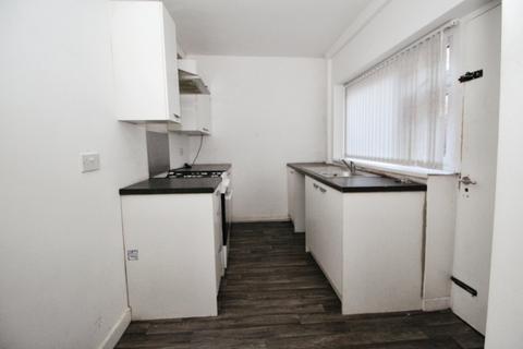 2 bedroom terraced house to rent, Beckett Street, Greater Manchester M18