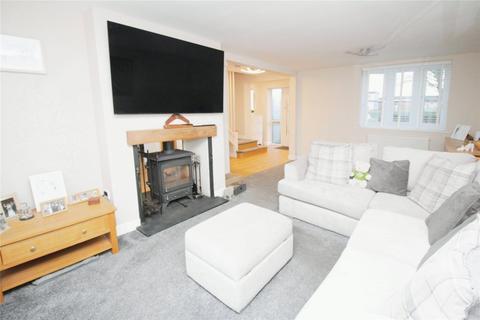 3 bedroom end of terrace house for sale, Silverdale Road, Cumbria CA1