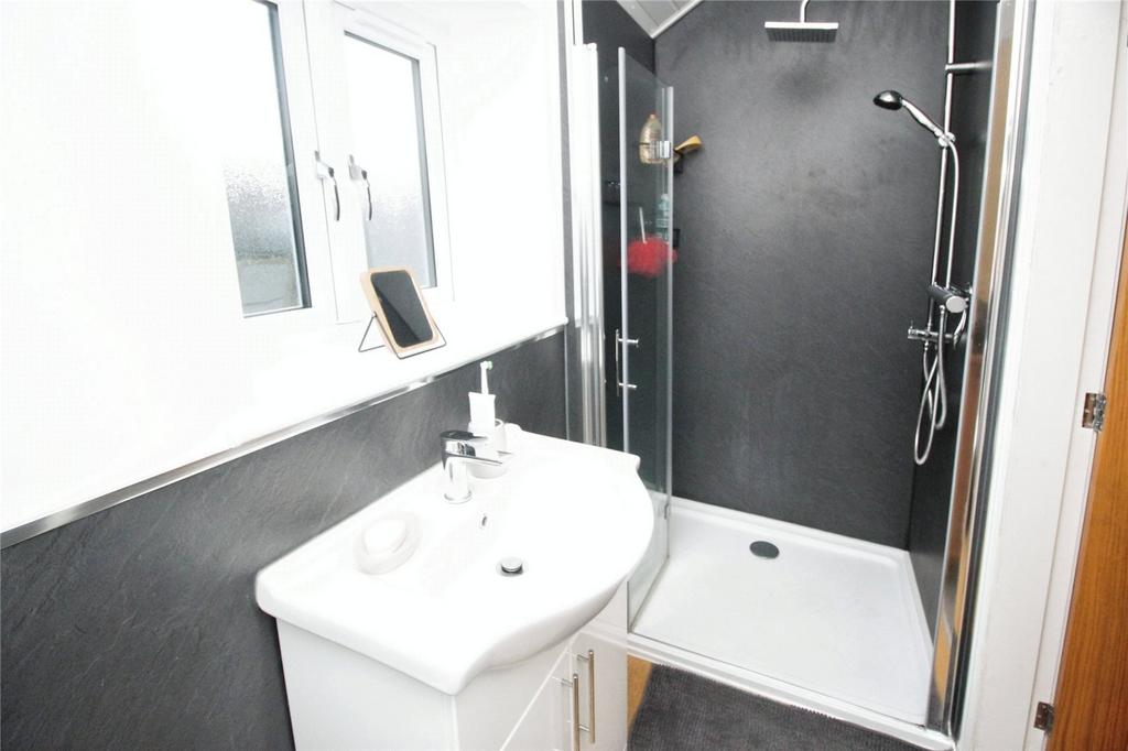 En Suite Shower Room