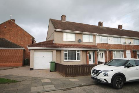 3 bedroom end of terrace house for sale, Ramsbury Avenue, Durham TS19