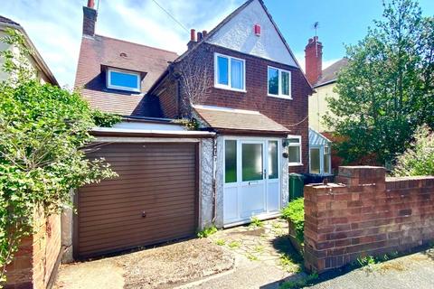 3 bedroom detached house to rent, College Street, Warwickshire CV10