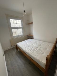 1 bedroom flat to rent, Flat 1 High Street, Abingdon