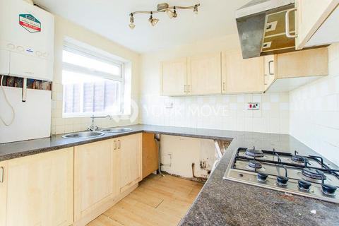 2 bedroom terraced house to rent, Abinger Drive, Kent ME5