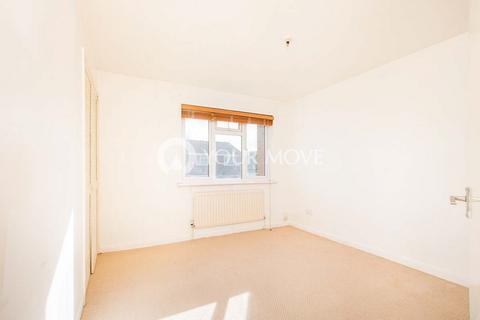 2 bedroom terraced house to rent, Abinger Drive, Kent ME5