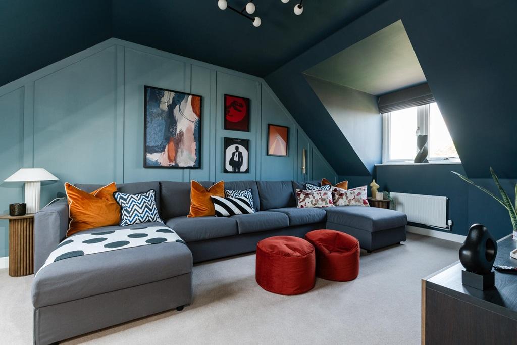 Transform bedroom 2 into a home cinema or games...