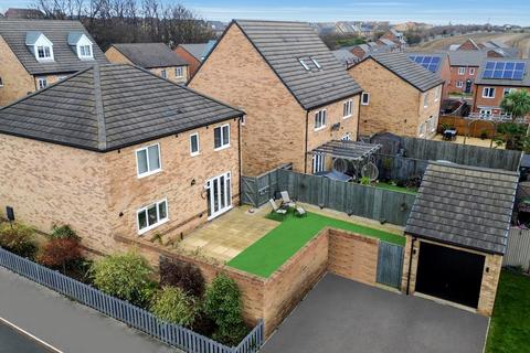 4 bedroom detached house for sale, Stumpcross Lane, Pontefract, West Yorkshire, WF8