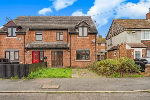 3 bedroom semi-detached house for sale, St Marys Avenue, Stanwell, Staines-upon-Thames, TW19