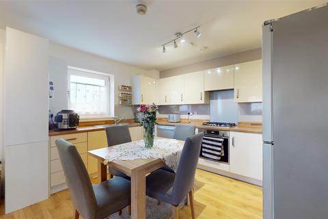 2 bedroom apartment for sale, Bonaire Grange, Bletchley, Milton Keynes