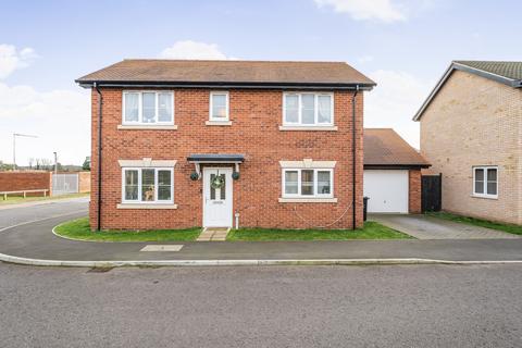 3 bedroom detached house for sale, Hicfield Road, Beck Row, IP28