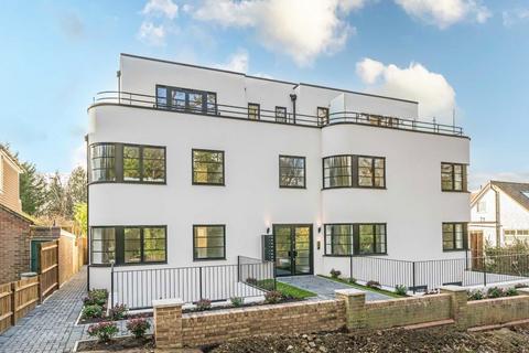 Oak Hill Grove, Surbiton KT6