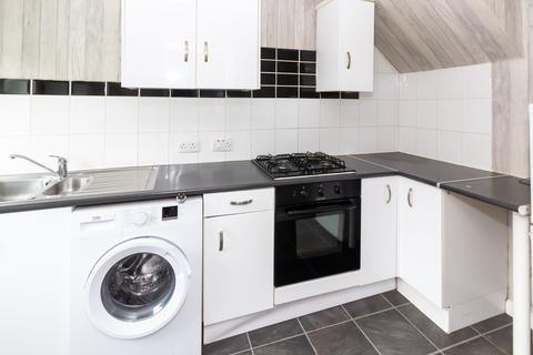 3 bedroom terraced house for sale, Burnside Avenue, Polbeth EH55