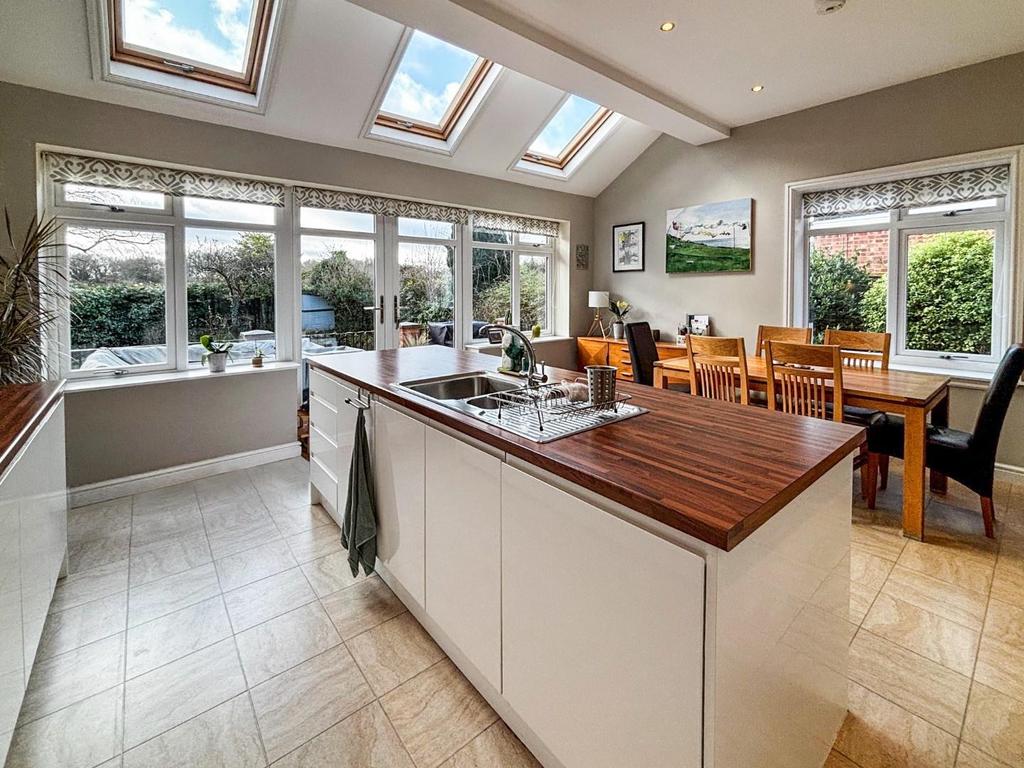 Open Plan Kitchen Dining Room 2.jpg