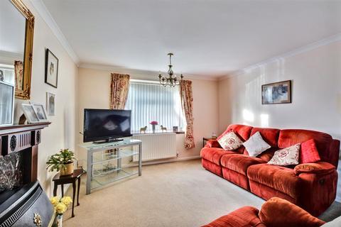 3 bedroom detached bungalow for sale, Roehampton Drive, Trowell