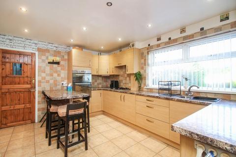 5 bedroom semi-detached house for sale, Moor Close, North Shields