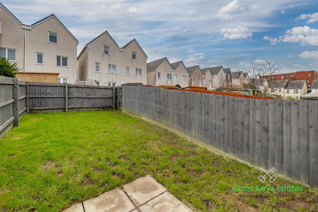 Gardens &amp; Driveway