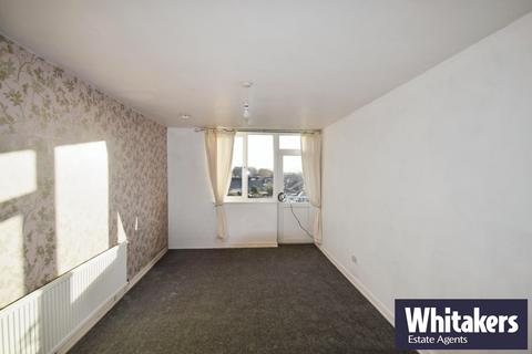 2 bedroom flat to rent, Beatty House, Compass Road, Hull