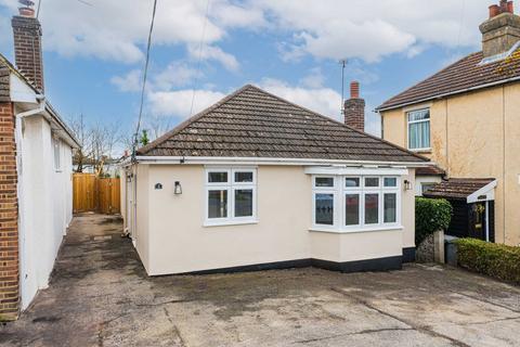 2 bedroom detached bungalow for sale, Preston Gardens, Rayleigh, SS6