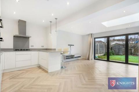 3 bedroom semi-detached house for sale, Linden Gardens, , Enfield, London , EN1 4EA