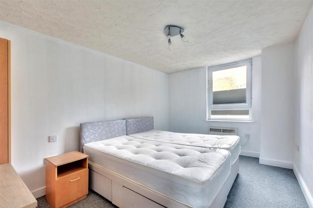 Bedroom 1.jpeg