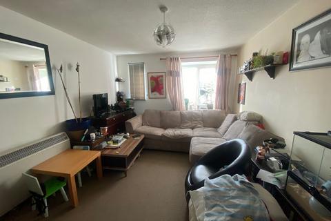 2 bedroom flat for sale, Tunwell Lane, Corby, NN17