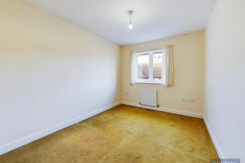 2 bedroom flat to rent, Ingle Close, Scarborough