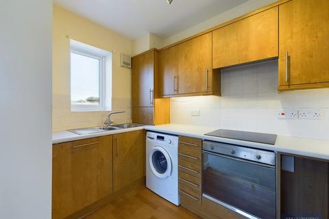 2 bedroom flat to rent, Ingle Close, Scarborough