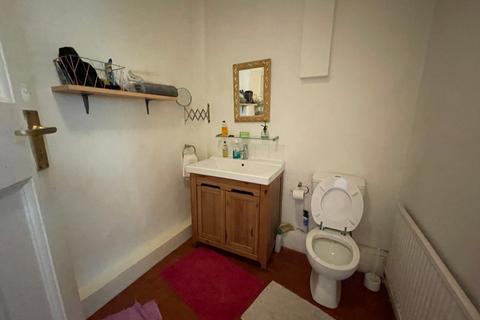 1 bedroom in a house share to rent, Preston Road, Wembley, HA9