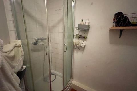 1 bedroom in a house share to rent, Preston Road, Wembley, HA9