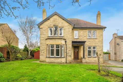 5 bedroom property for sale, Mountfield, Huddersfield Road, Liversedge, WF15