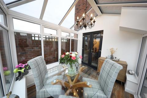 45 Gypsy Moth Lane, Kingswood, Hull, HU7 3LQ