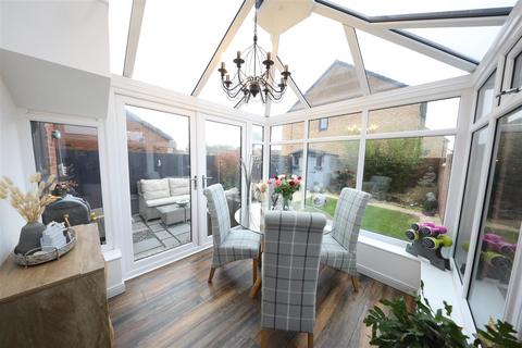 45 Gypsy Moth Lane, Kingswood, Hull, HU7 3LQ