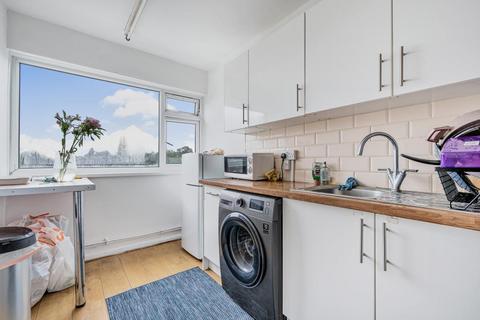 1 bedroom flat for sale, St Marks Hill,  Surbiton,  KT6