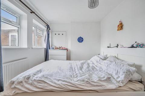 1 bedroom flat for sale, St Marks Hill,  Surbiton,  KT6