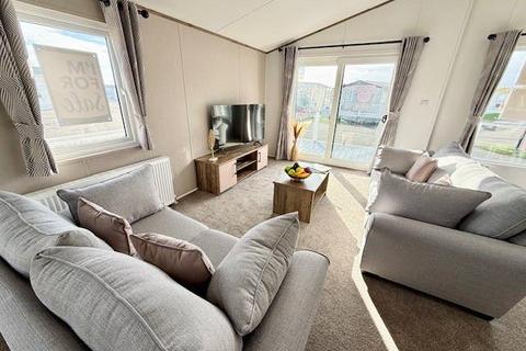 2 bedroom lodge for sale, Rye Harbour Holiday Park