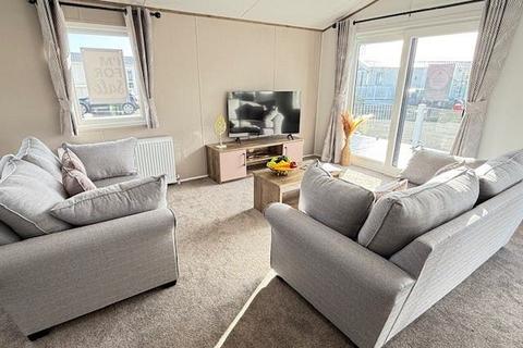 2 bedroom lodge for sale, Rye Harbour Holiday Park