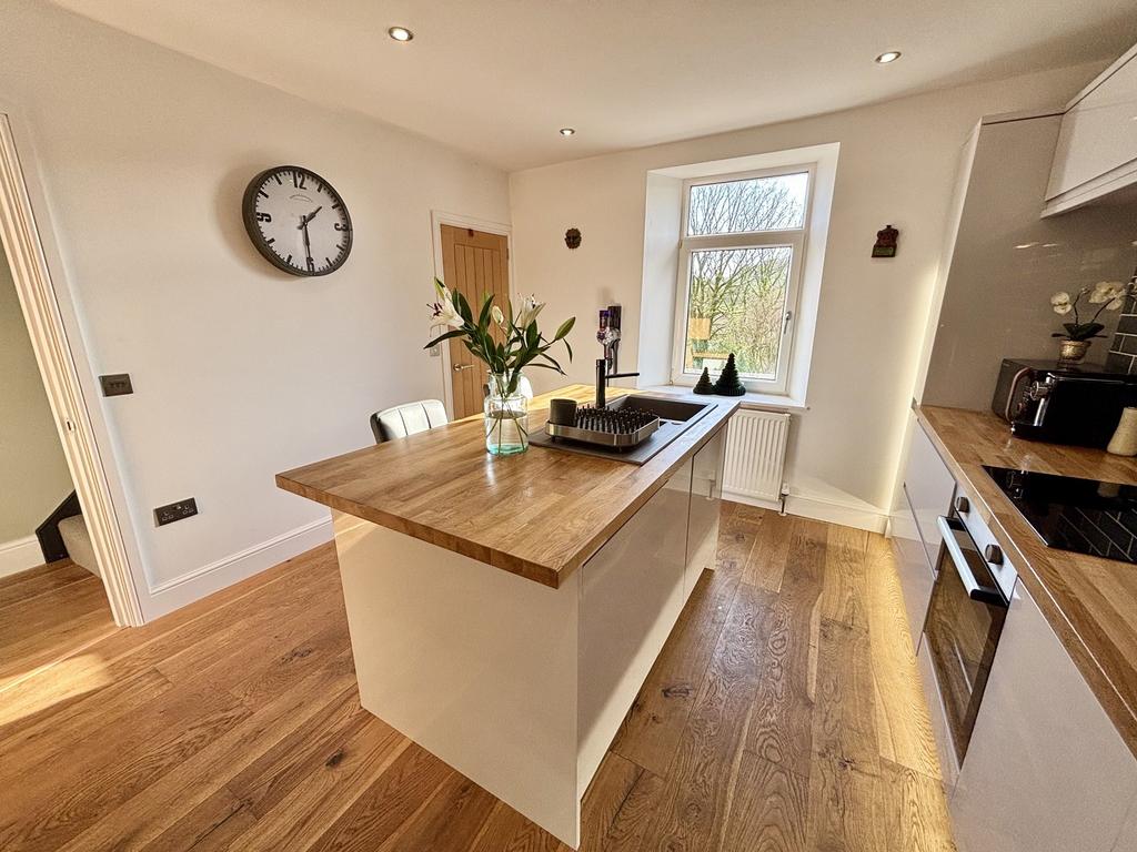 Kitchen / Breakfast Room