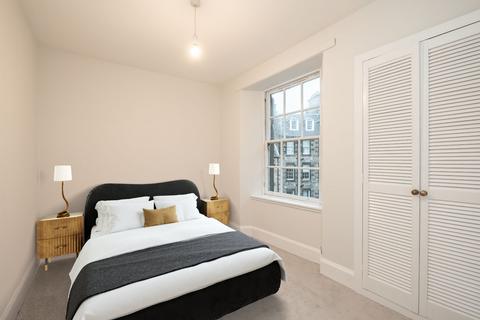 2 bedroom flat for sale, 60/3 Candlemaker Row, Old Town, Edinburgh, EH1