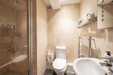 1 bedroom flat for sale, Vallance Road, Bethnal Green, London, E1