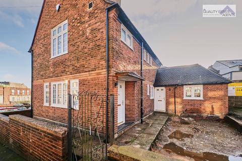 3 bedroom detached house to rent, New House Nicholas Street, Stoke-on-Trent ST6