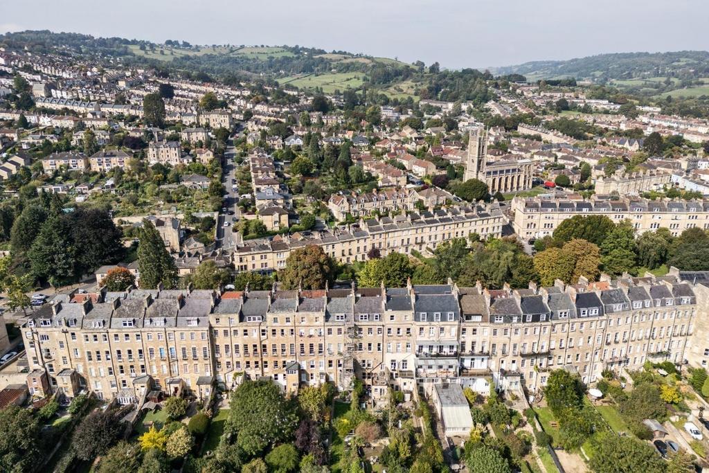 Flat 6 20 Grosvenor Place  aerial 2.jpg