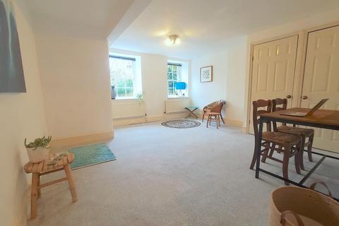 Studio for sale, Grosvenor Place, Bath BA1