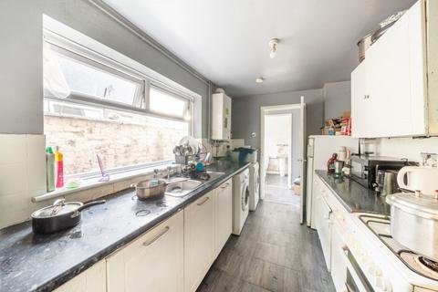 3 bedroom terraced house for sale, Hildyard Street, Grimsby, Lincolnshire, DN32