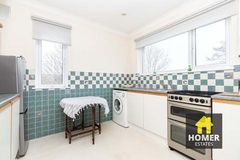 2 bedroom maisonette for sale, Canford Road, BH11 8SA