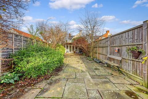 2 bedroom end of terrace house for sale, Nazeing Road, Nazeing